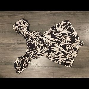 Patterned romper. Great for vacation!